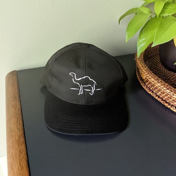 Vintage CAMEL Cigarettes Snapback Baseball Hat Cap Black Logo & Spellout Back - Picture 2 of 7